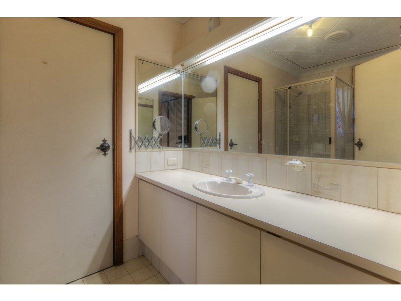 28 Corbel Street, Shelley WA 6148