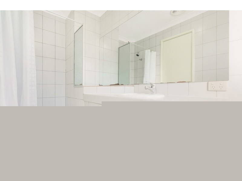 4 Redfern Close, Thornlie WA 6108