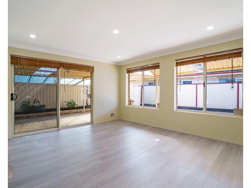 8 Tincurrin Drive, Southern River WA 6110