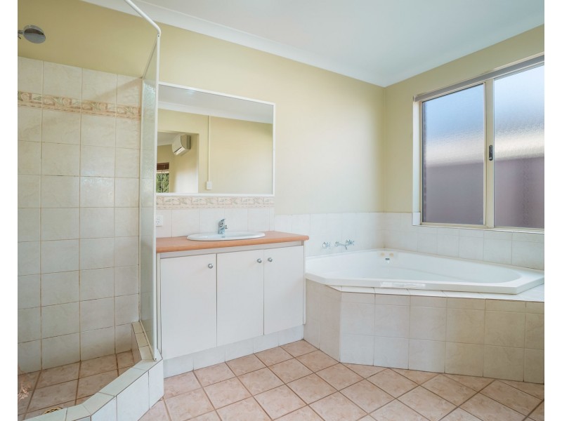 8 Tincurrin Drive, Southern River WA 6110