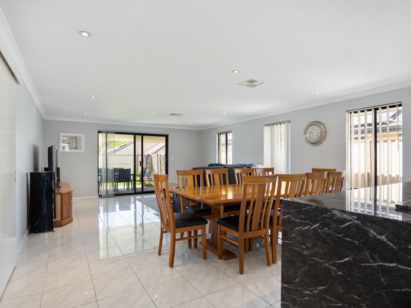 48 Bluebell Avenue, High Wycombe WA 6057