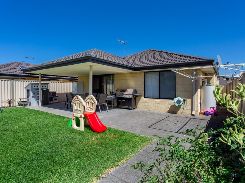 48 Bluebell Avenue, High Wycombe WA 6057