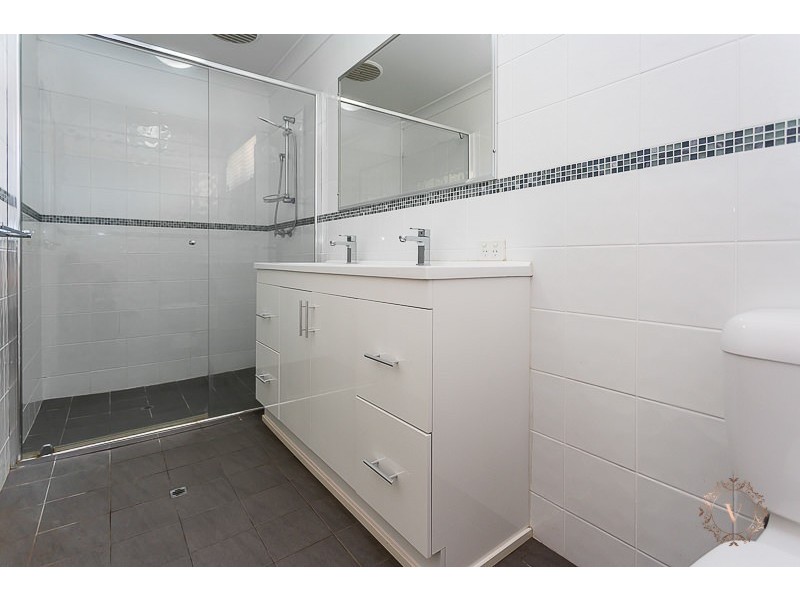 7 Gordon Place, Huntingdale WA 6110