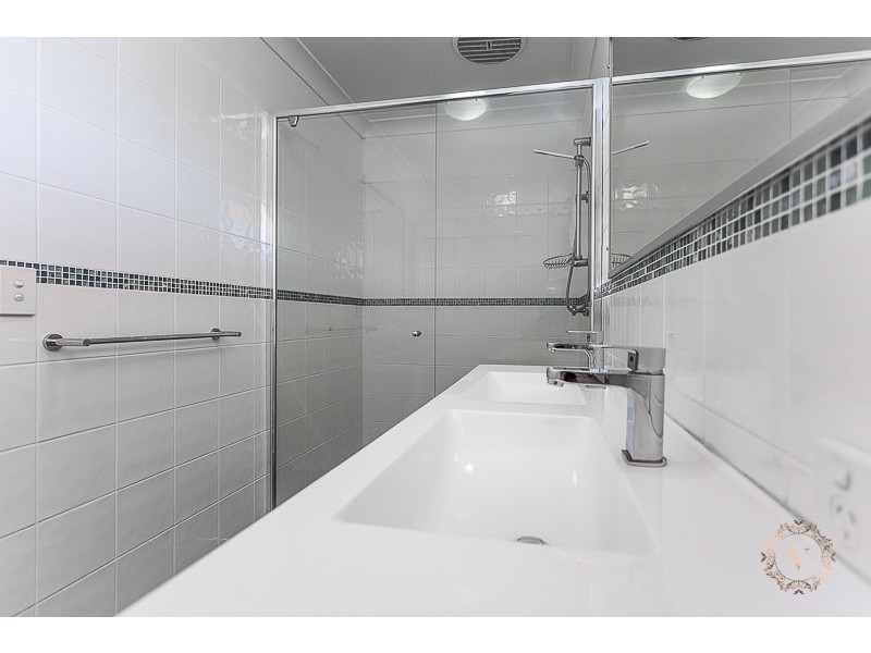 7 Gordon Place, Huntingdale WA 6110