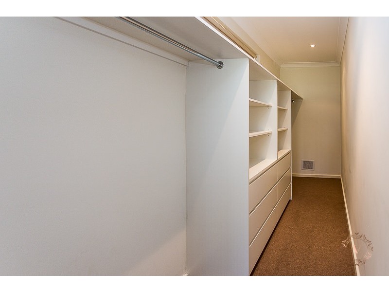 7 Gordon Place, Huntingdale WA 6110