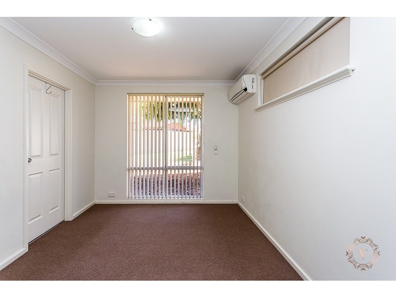 7 Gordon Place, Huntingdale WA 6110