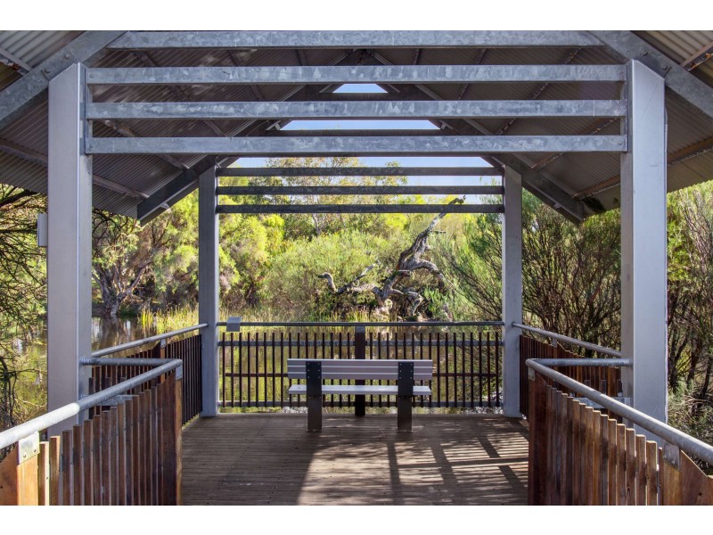 8 Poso Place, Atwell WA 6164