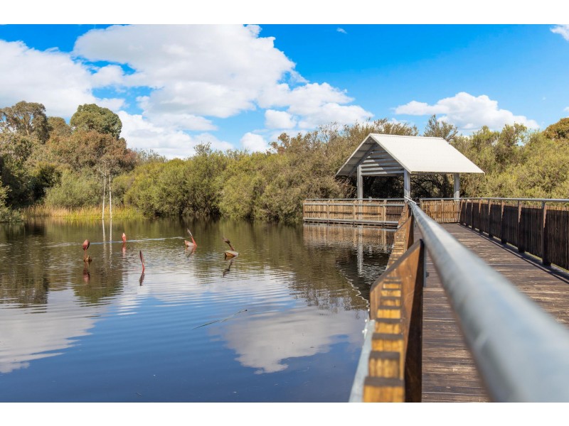 8 Poso Place, Atwell WA 6164