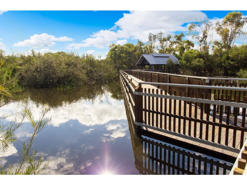 8 Poso Place, Atwell WA 6164