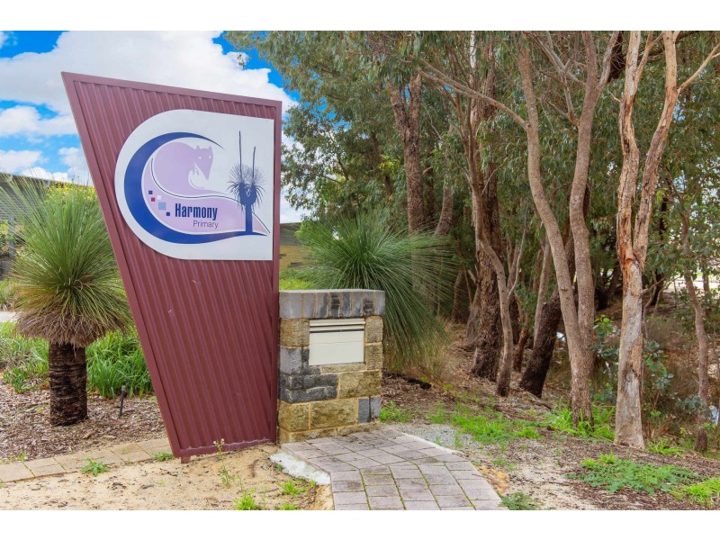 8 Poso Place, Atwell WA 6164