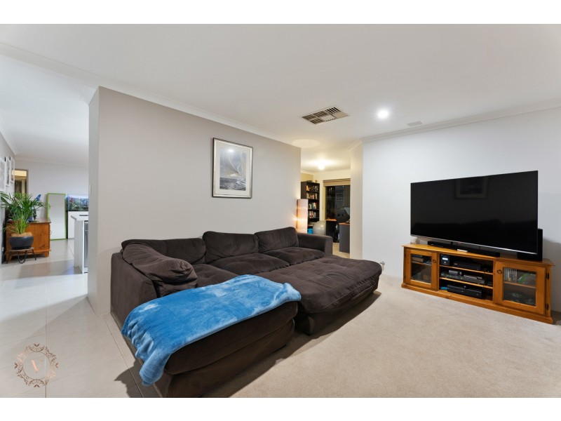 3 Carakine Grove, Thornlie WA 6108