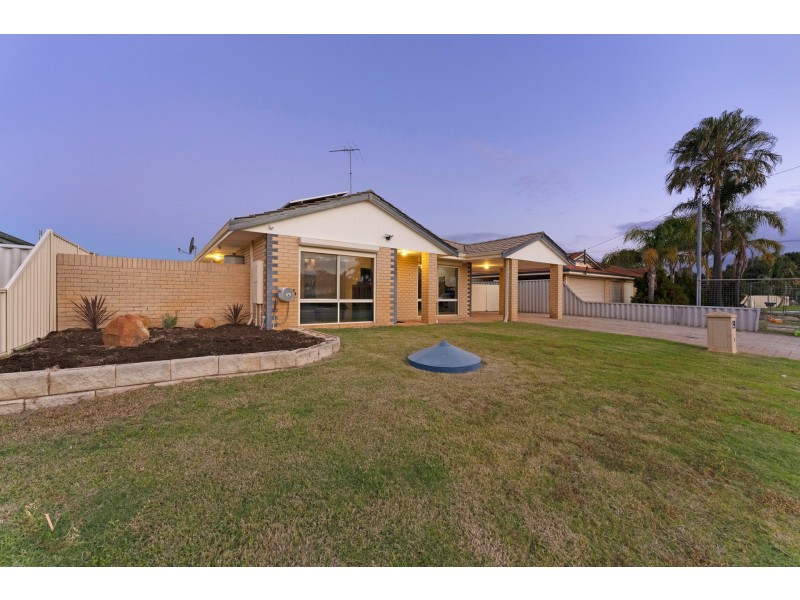 3 Carakine Grove, Thornlie WA 6108