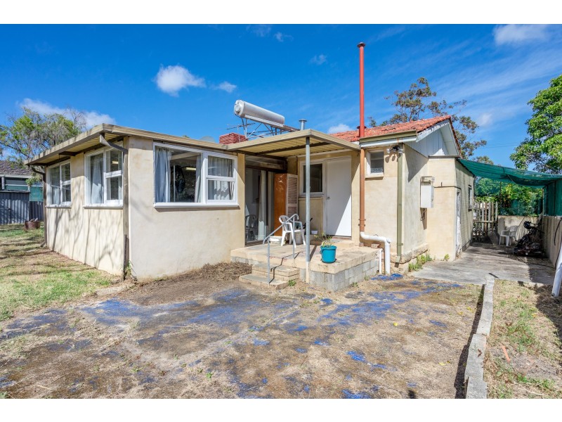 206 Streich Avenue, Armadale WA 6112