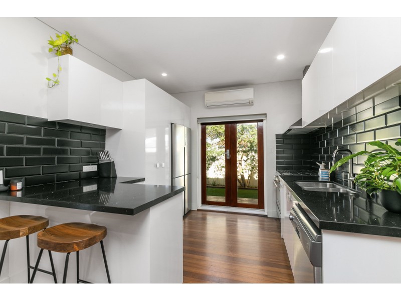 115 Manning Road, Manning WA 6152