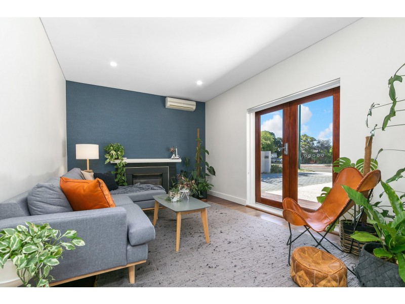 115 Manning Road, Manning WA 6152