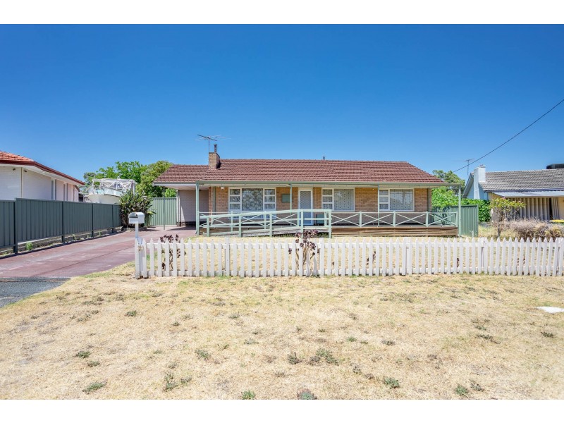 16 Hambledon Crescent, Armadale WA 6112