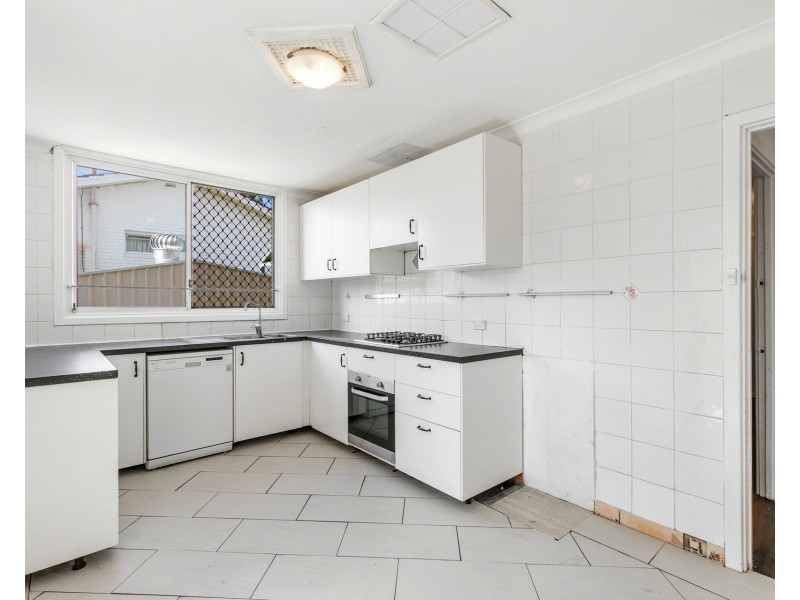 21 Westbrook Way, Girrawheen WA 6064