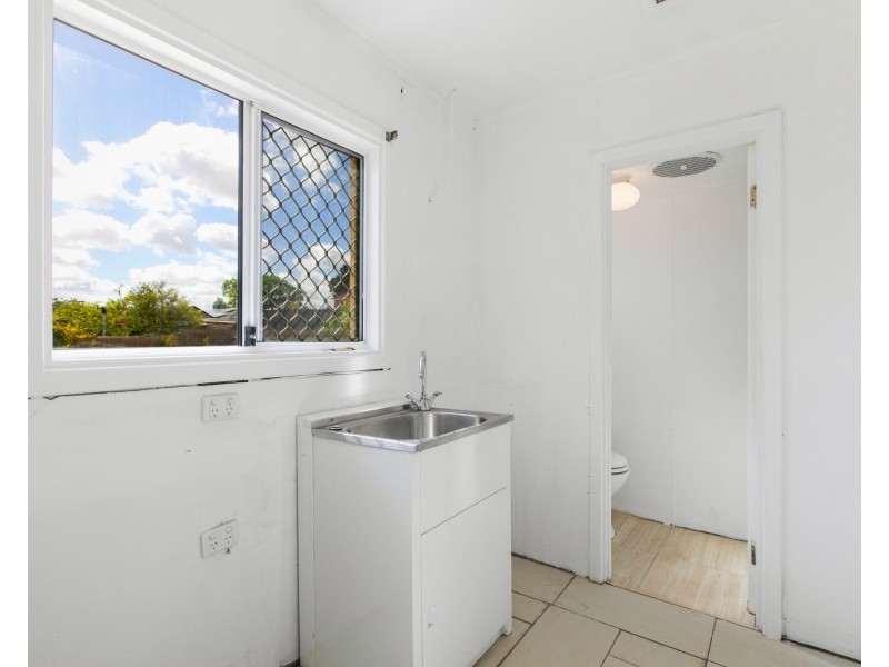 21 Westbrook Way, Girrawheen WA 6064