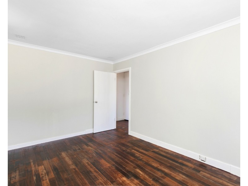 21 Westbrook Way, Girrawheen WA 6064