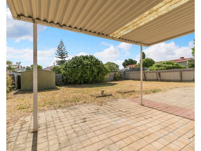 21 Westbrook Way, Girrawheen WA 6064