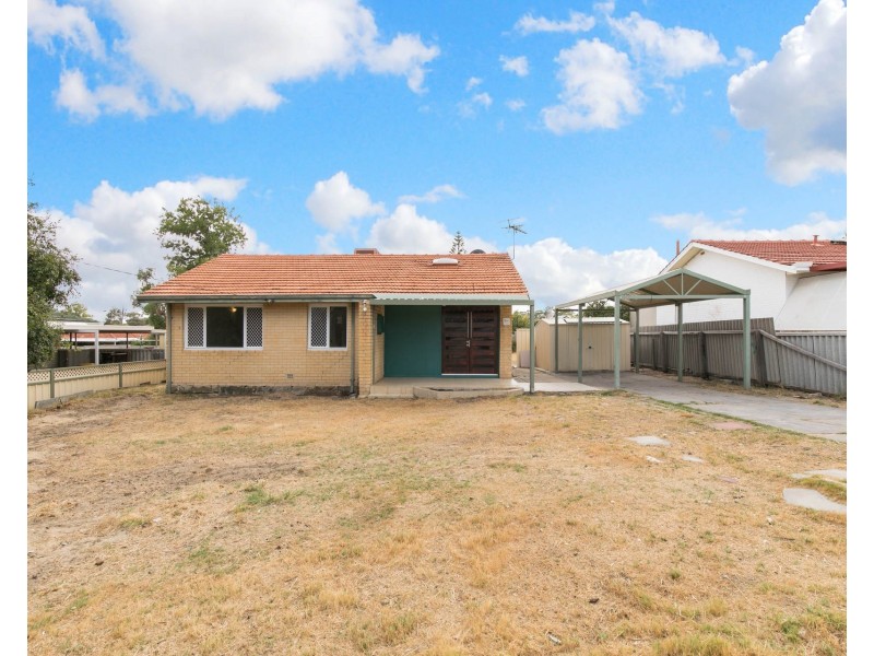 21 Westbrook Way, Girrawheen WA 6064