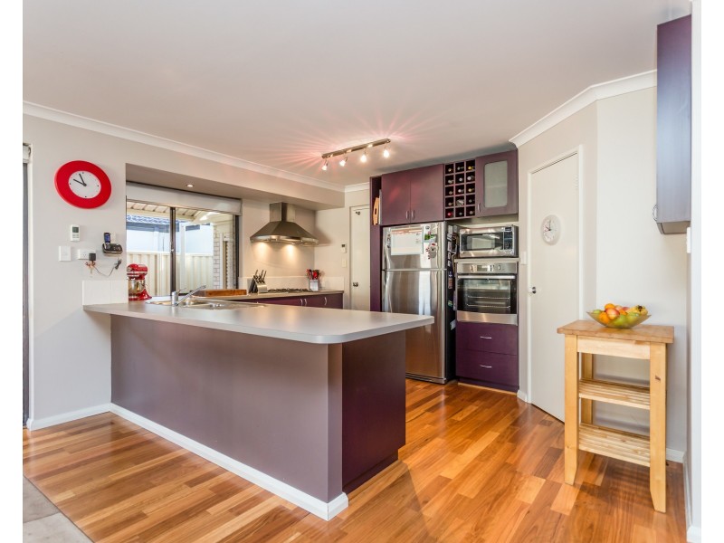 14 Judges Court, Huntingdale WA 6110