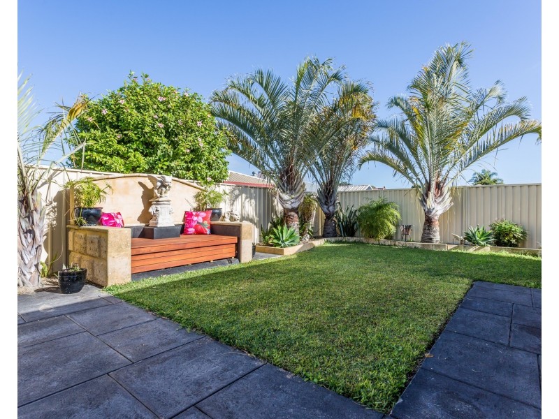 14 Judges Court, Huntingdale WA 6110