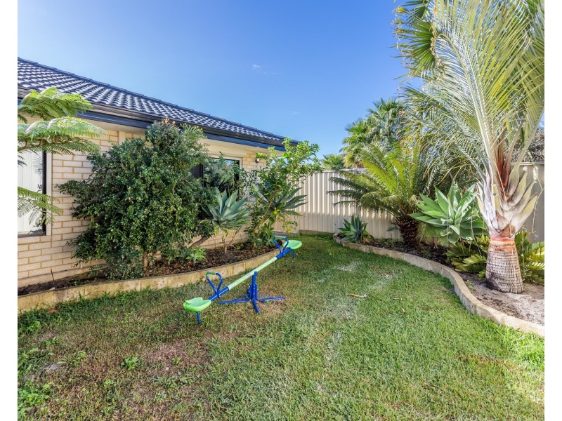 14 Judges Court, Huntingdale WA 6110