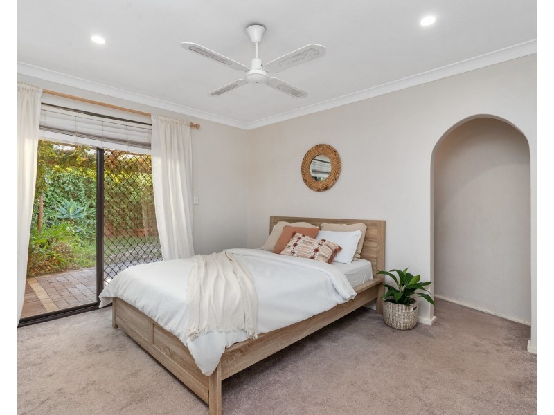 51 Tullamore Avenue, Thornlie WA 6108