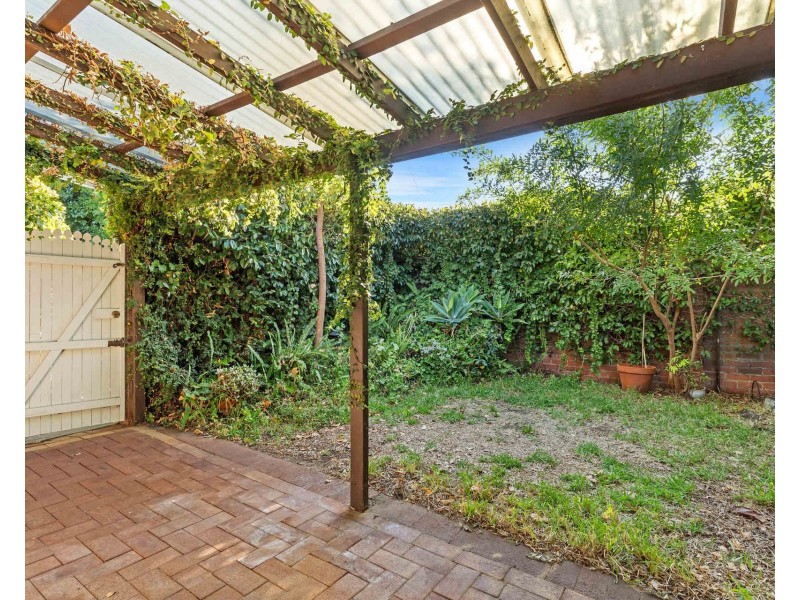 51 Tullamore Avenue, Thornlie WA 6108