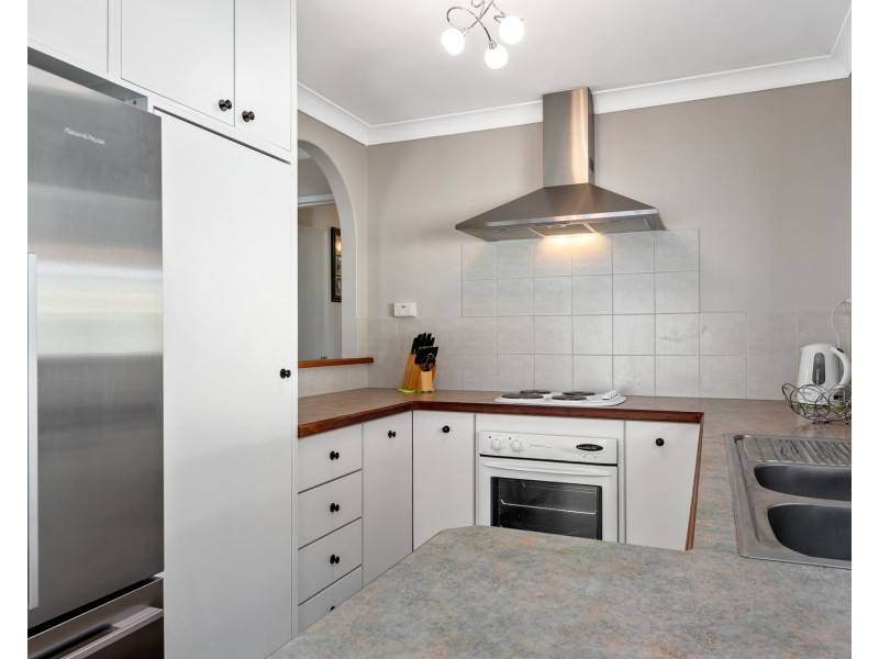 30 Jenkinson Street, Gosnells WA 6110