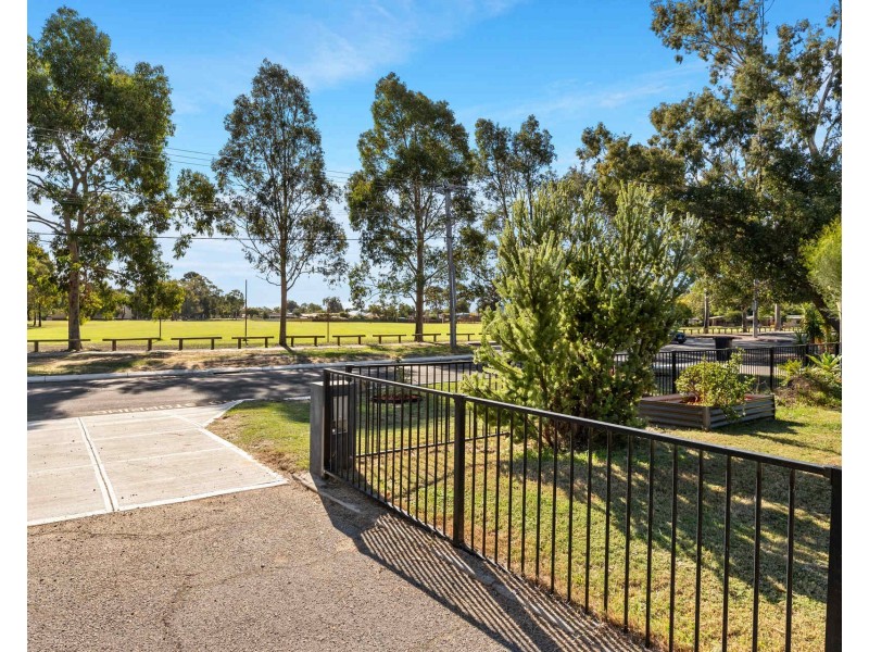 30 Jenkinson Street, Gosnells WA 6110
