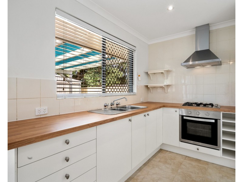 14 Logan Court, Seville Grove WA 6112