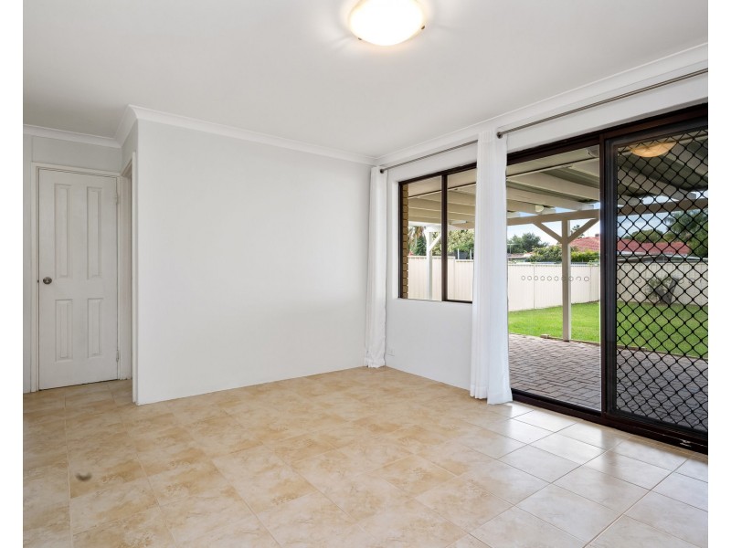 14 Logan Court, Seville Grove WA 6112