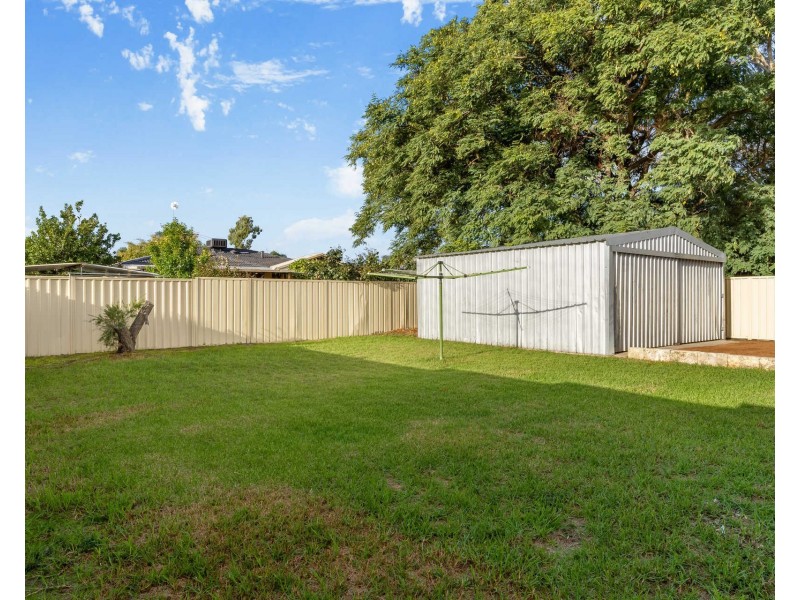 14 Logan Court, Seville Grove WA 6112