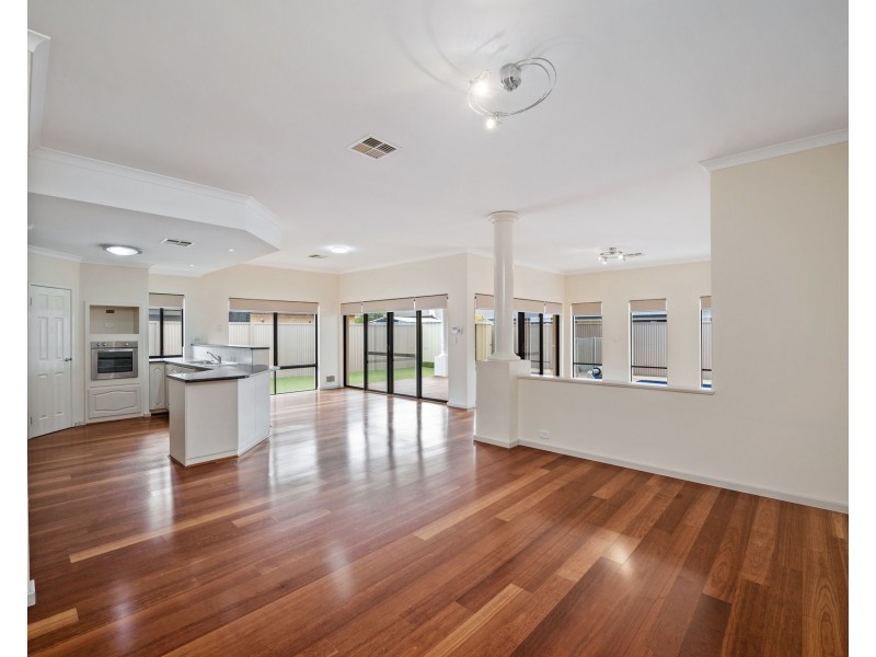 11 Lucida Road, Southern River WA 6110