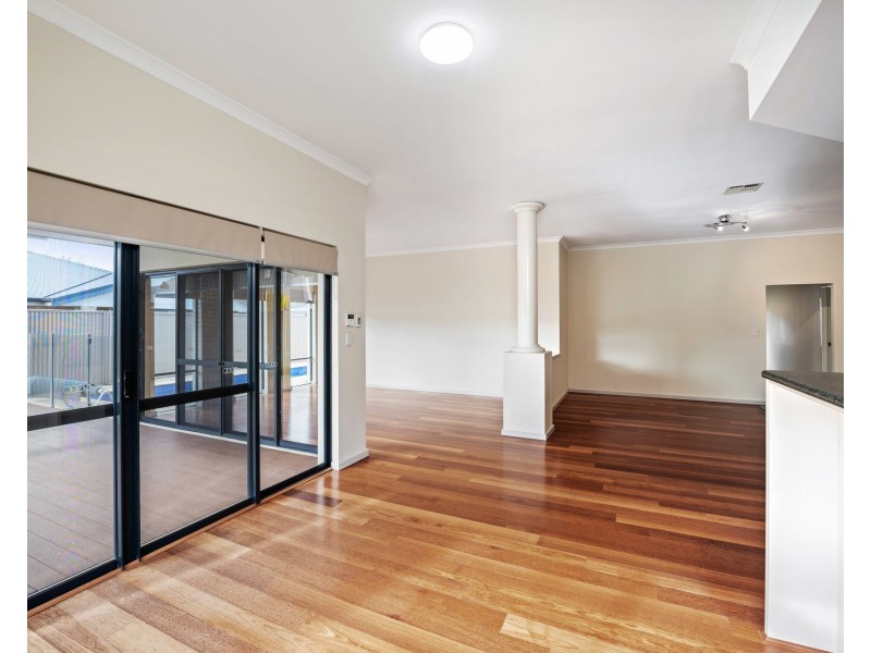 11 Lucida Road, Southern River WA 6110