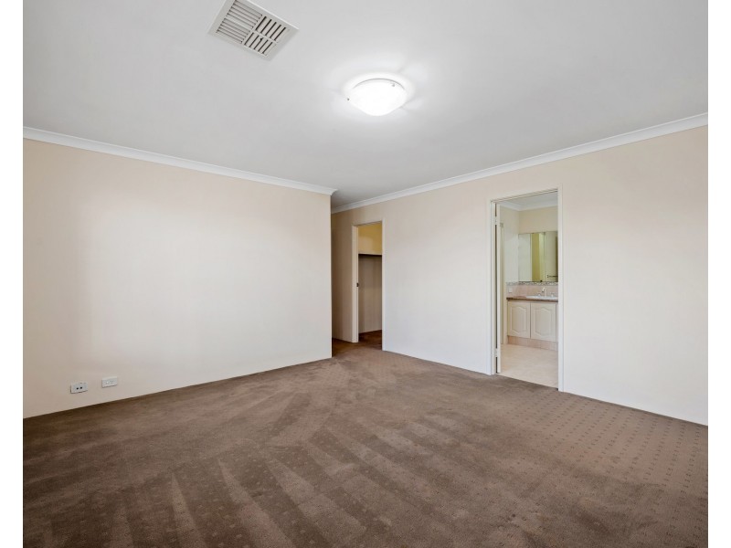 11 Lucida Road, Southern River WA 6110