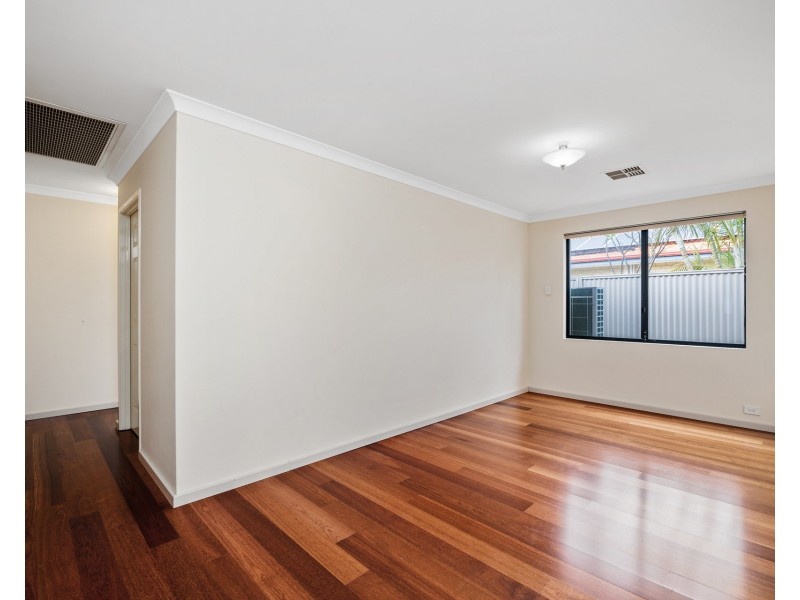 11 Lucida Road, Southern River WA 6110