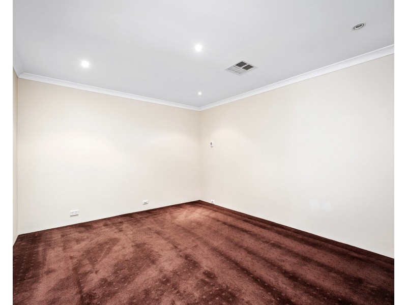 11 Lucida Road, Southern River WA 6110