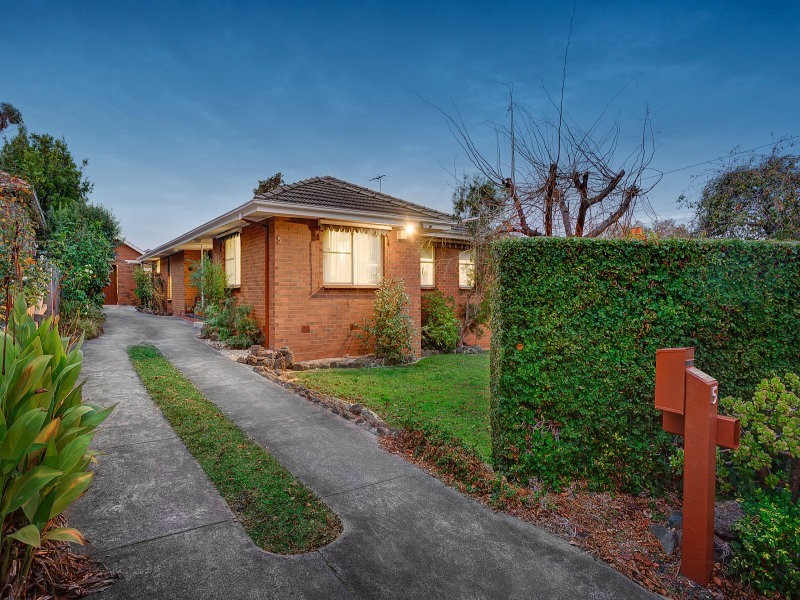 5 Quantock Street, Canterbury VIC 3126