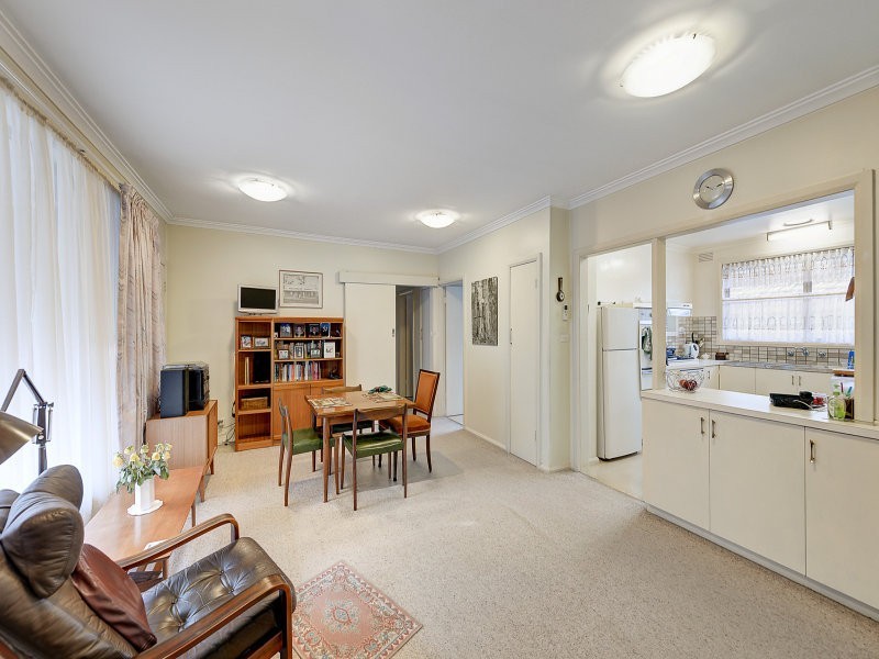 5 Quantock Street, Canterbury VIC 3126