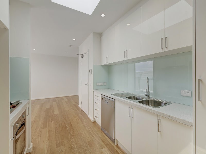 8/85 Whitehorse Rd, Blackburn VIC 3130