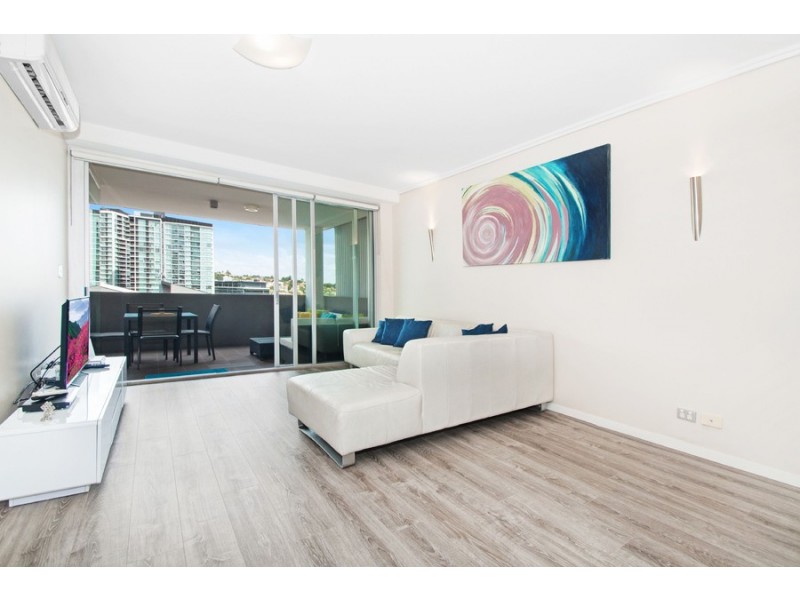 856/43 Hercules Street, Hamilton QLD 4007