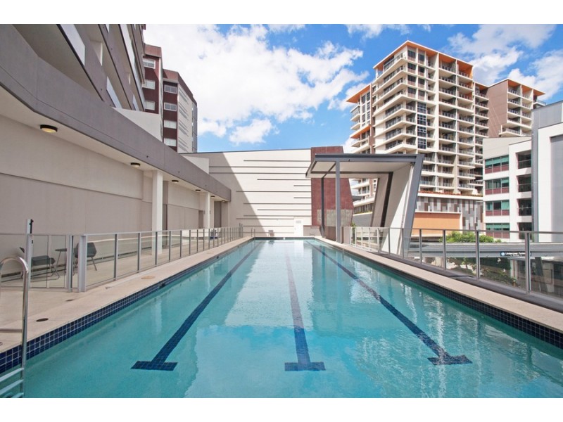 856/43 Hercules Street, Hamilton QLD 4007