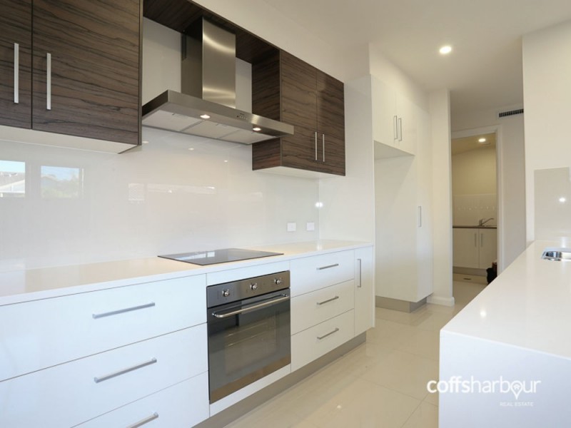 Unit 2 / 82 First Avenue, Sawtell NSW 2452