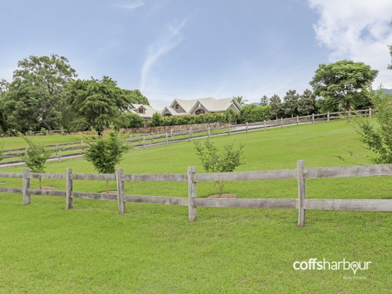 172 Braford Drive, Bonville NSW 2441