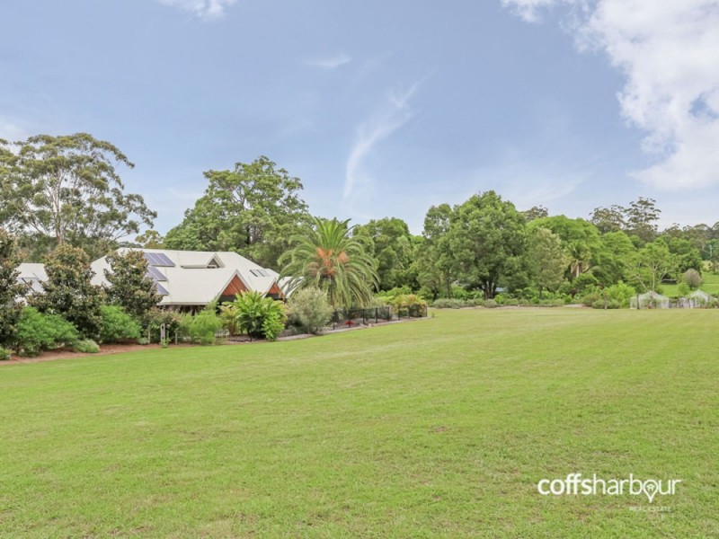 172 Braford Drive, Bonville NSW 2441