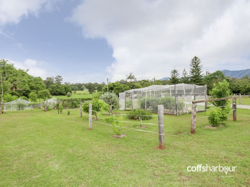 172 Braford Drive, Bonville NSW 2441