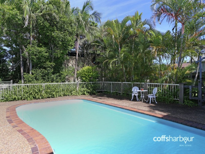 4 Nineteenth Avenue, Sawtell NSW 2452